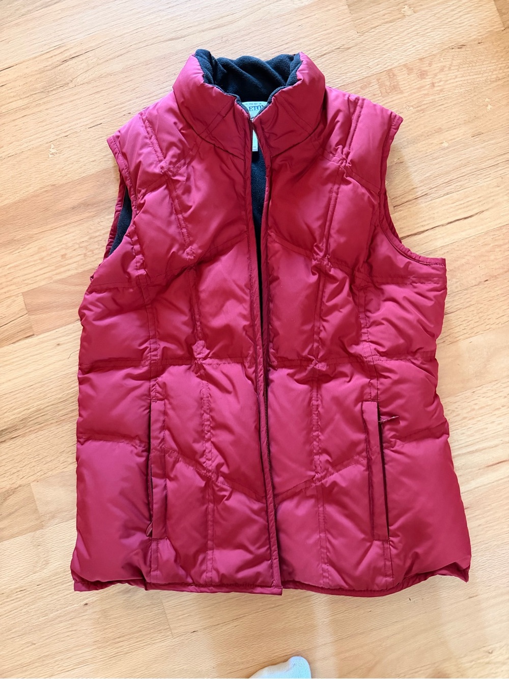 Pendleton Women’s Quilted Puffer Vest - Red